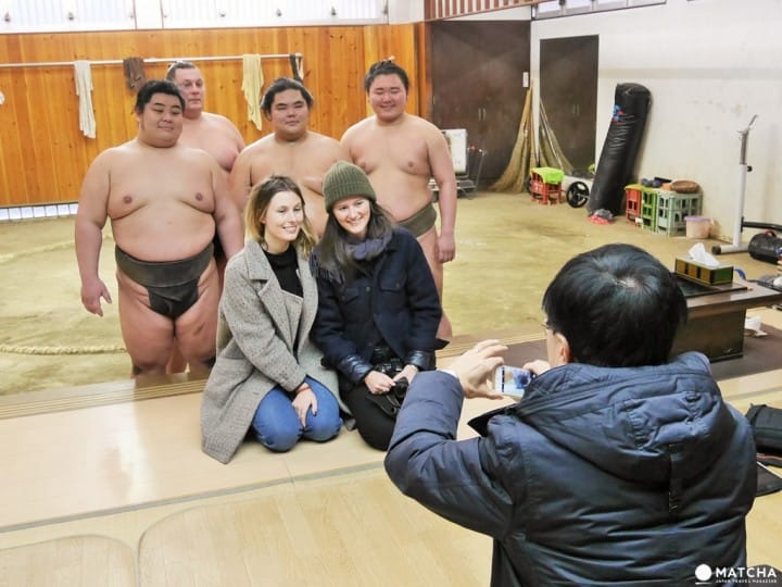 『東京新體驗』近距離感受肉貼肉的激烈碰撞,相撲晨練體驗