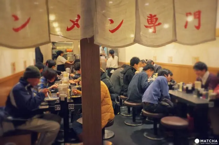 Yuk Belajar Mengenal Tata Krama Unik Jepang saat Makan!