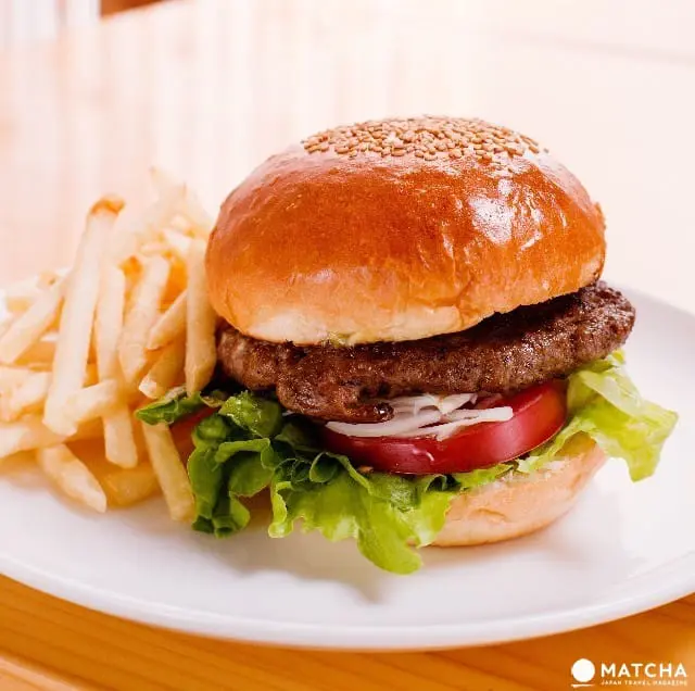 Yuk Belajar Mengenal Tata Krama Unik Jepang saat Makan!