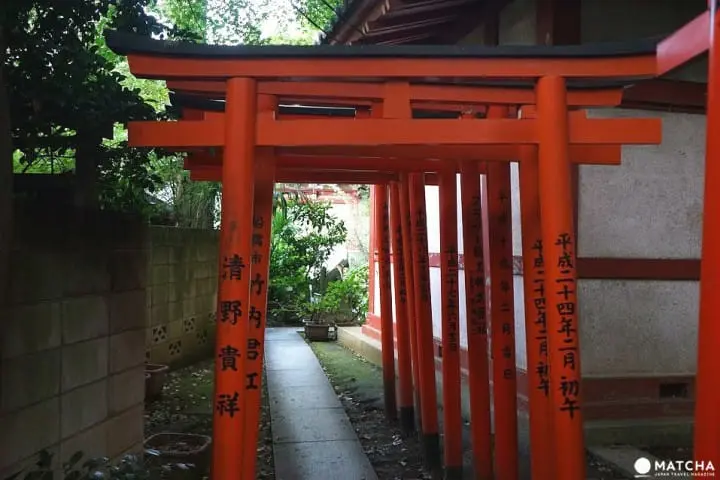 Exploring Oji, The Town Of Sacred Foxes