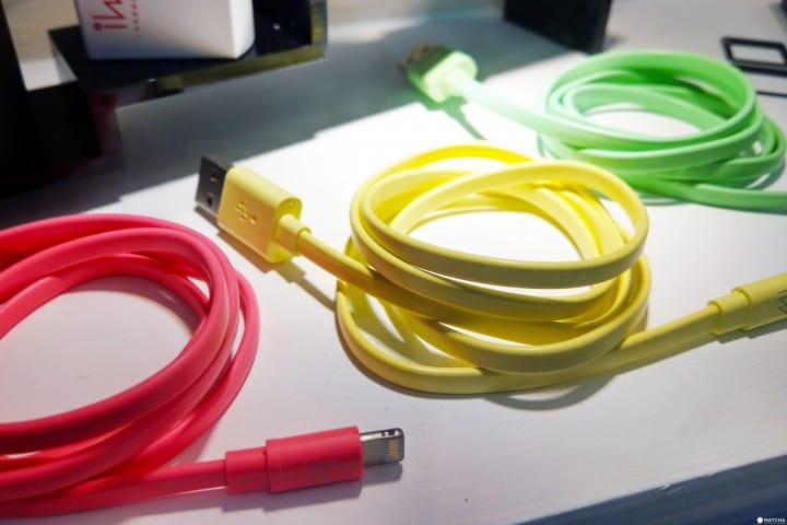 彩色充電線