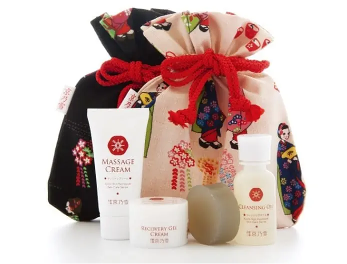 Total Beauty Care: Beauty Salons And Cosmetics Found Only In Japan