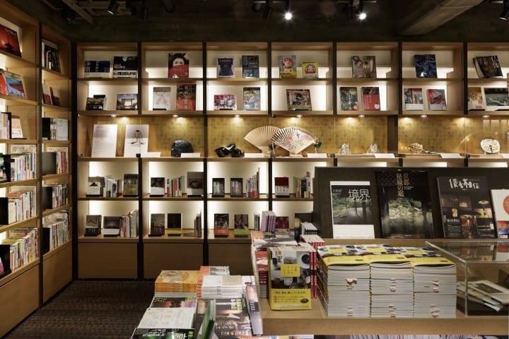 京都岡崎蔦屋 內部