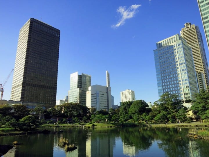 【東京都】今も殘る大名庭員のひ之つ、舊芝離宮恩賜庭園~アクセス、おすすめスポット、イベントなど