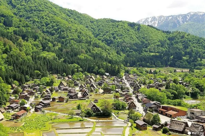 白川郷全景