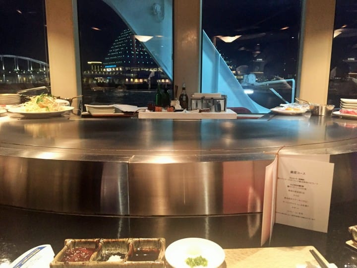 在CONCERTO 游船饱览神户港夜景的浪漫铁板烧大餐