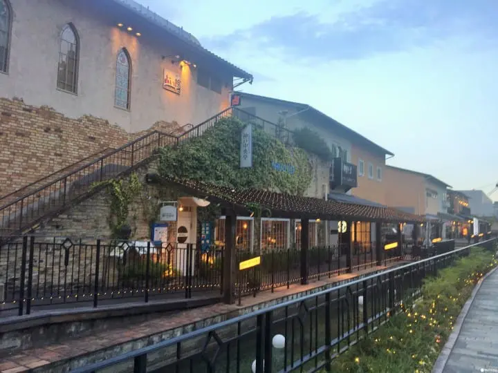 在CONCERTO 遊船飽覽神戶港夜景的浪漫鐵板燒大餐