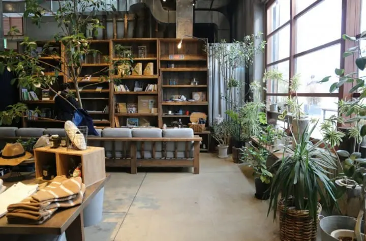 海天與島風為伴，舊倉庫再造的瀨戶內海單車聖地：ONOMICHI U2