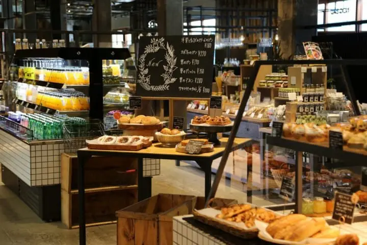 海天與島風為伴，舊倉庫再造的瀨戶內海單車聖地：ONOMICHI U2