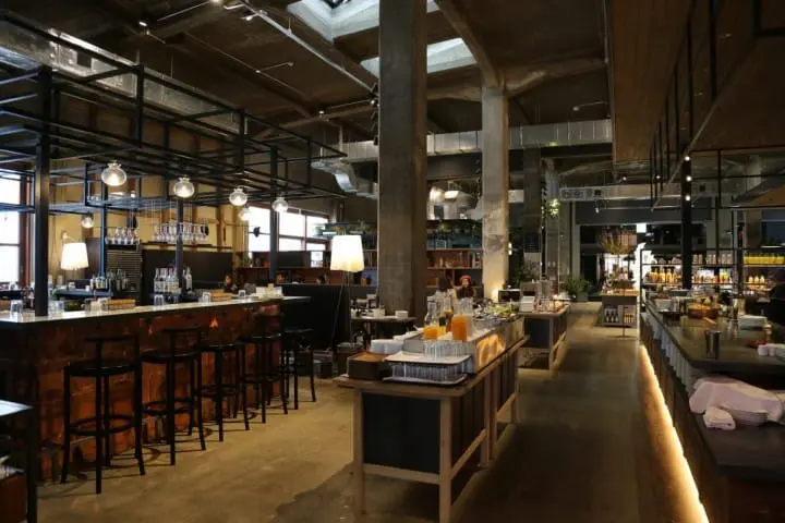 海天與島風為伴，舊倉庫再造的瀨戶內海單車聖地：ONOMICHI U2