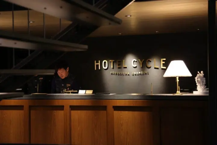 海天與島風為伴，舊倉庫再造的瀨戶內海單車聖地：ONOMICHI U2