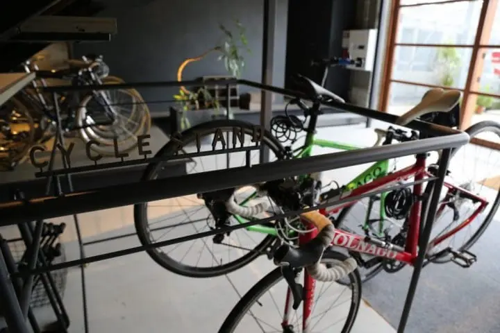 海天與島風為伴，舊倉庫再造的瀨戶內海單車聖地：ONOMICHI U2