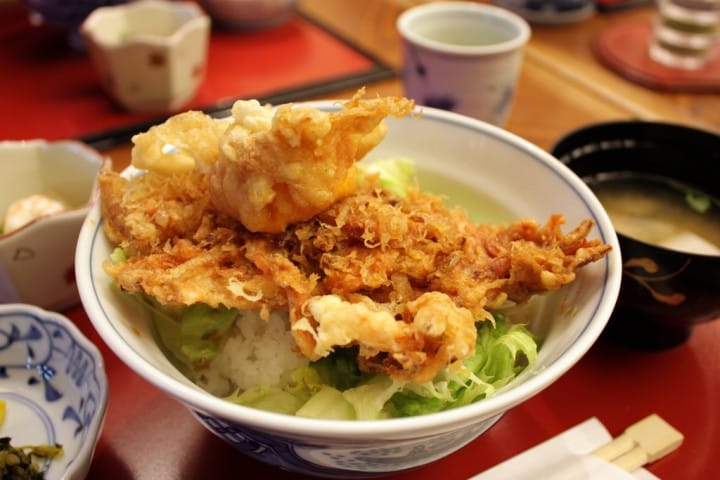 つな八