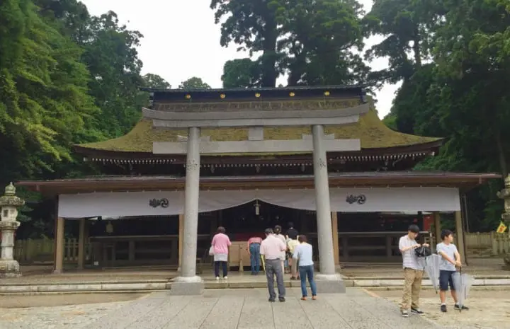 เดินทางไปกลับจากโตเกียวในวันเดียว : หย่อนใจไปกับศาลเจ้าคาชิมะจินกูและงานดอกไอริสที่อิตะโคะ