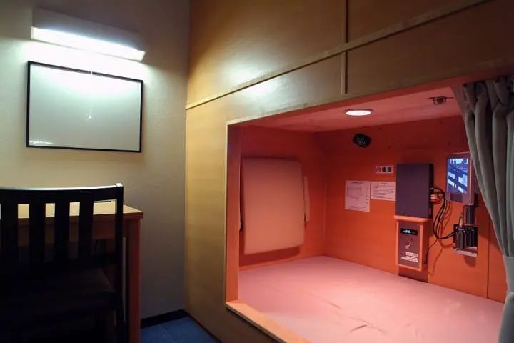 Manyo Club แช่ออนเซ็นชมวิวโยโกฮาม่ายามค่ำคืน (Yokohama)