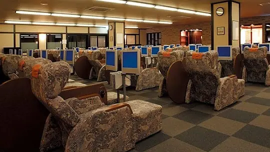 Manyo Club แช่ออนเซ็นชมวิวโยโกฮาม่ายามค่ำคืน (Yokohama)