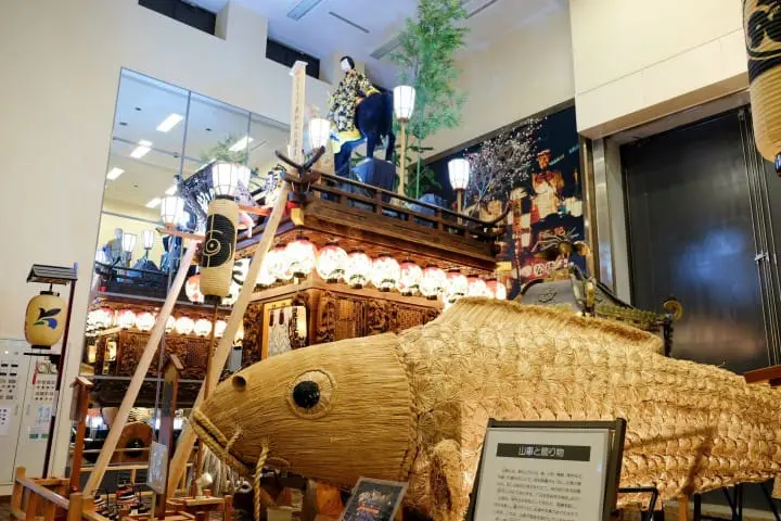 ทริปเที่ยวไปเช้าเย็นกลับจากโตเกียว - ชมเมืองซาวาระเมืองเก่าของญี่ปุ่น และ เทศกาลดอกอายาเมะที่อิตะโคะ