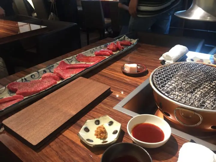 “整头神户牛购入”的超美味京都町家烧肉店