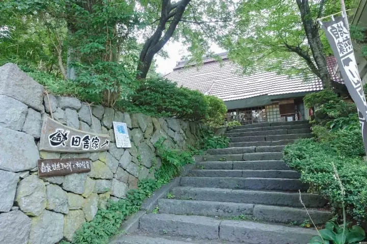 鸟取大山 三百年建筑中的田舍Cafe