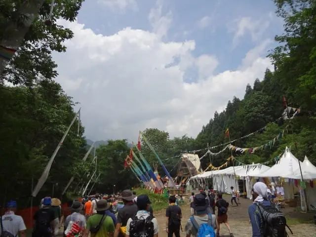 夏季音樂祭打包攻略！FUJI ROCK必備裝備清單！
