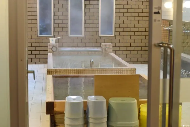 熱いお湯に浸かって体を癒そう！都内オススメの銭湯〜御徒町駅編〜