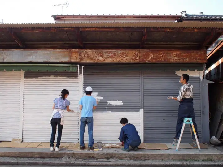 Walk 15 Minutes From Niigata Station To The Retro And Adorable Nuttari Terrace Street