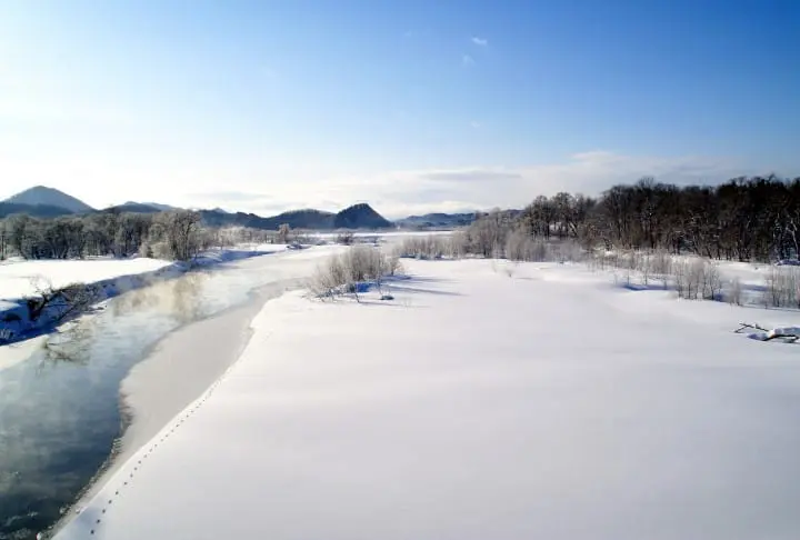 由雪而來的新生，絕景鐵路、溫泉雪燈的岩手西和賀町