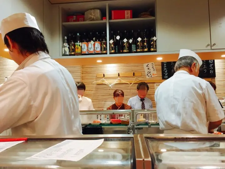 【福冈】坐着吃不稀奇，日本上班族人气的立吞寿司・天神闹区寿司将军