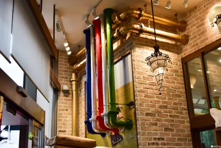 俺のBakery&Cafe內部