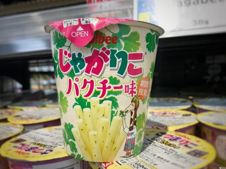 伴手禮就決定是你了!日本便利商店超市 新奇零食糖果泡麵