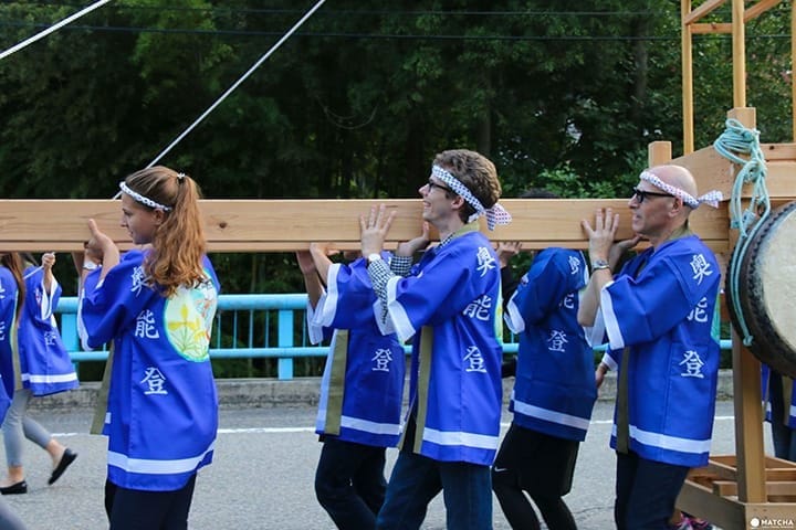 石川石崎奉燈祭,超熱血的夏日日本祭典!