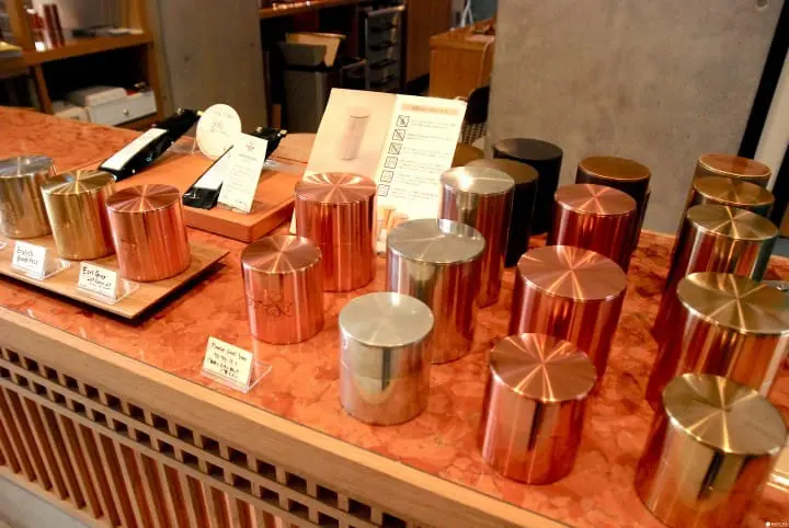 【Kaikado Café 】京都市電舊車庫遇見茶筒老舖 傳遞職人態度的開化堂咖啡