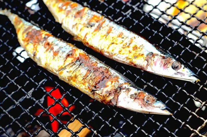 さんまの炭火焼
