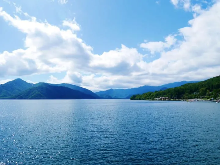 นิกโก้ไม่ได้มีแค่วัด! ชมธรรมชาติสวยงามและประวัติศาสตร์รอบทะเลสาบชูเซนจิกับน้ำตกเคะกง