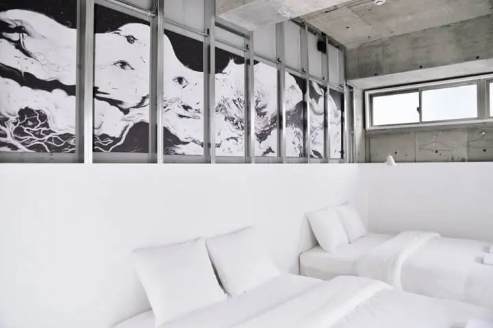 【东京】来去艺廊住一晚！NIBUNNO设计旅店