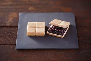 しかくいもなか