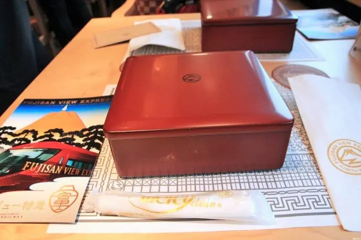 【山梨】華麗輕食列車 富士山特急View Express