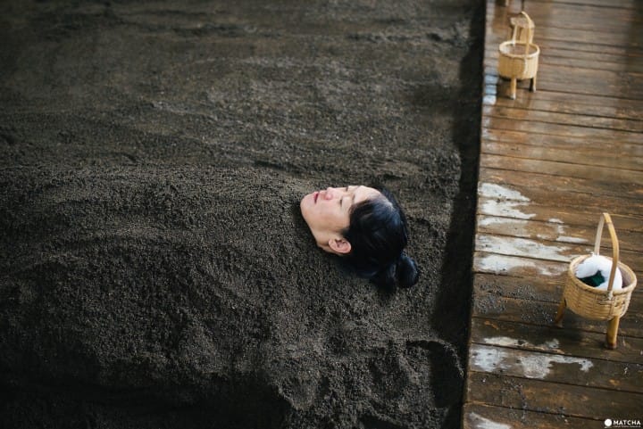 歴史ある建物内部の砂のサウナ!别府・竹瓦温泉“砂汤”は冬こそオススメ