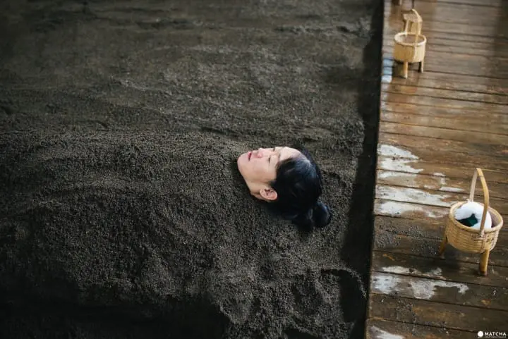 歴史ある建物内部の砂のサウナ！別府・竹瓦温泉「砂湯」は冬こそオススメ