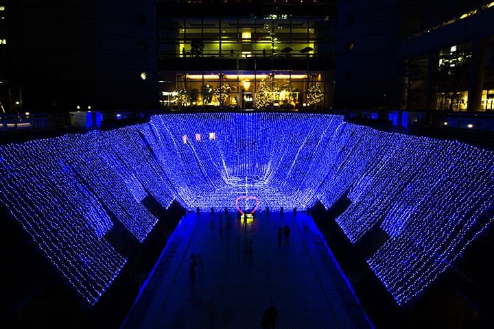 キラキラの夜景とツリーは必見！ 横浜ランドマークタワーのクリスマス