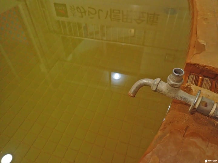 素泊まり宿併設!別府「駅前高等温泉」は、洋館みたいな可愛い共同浴場
