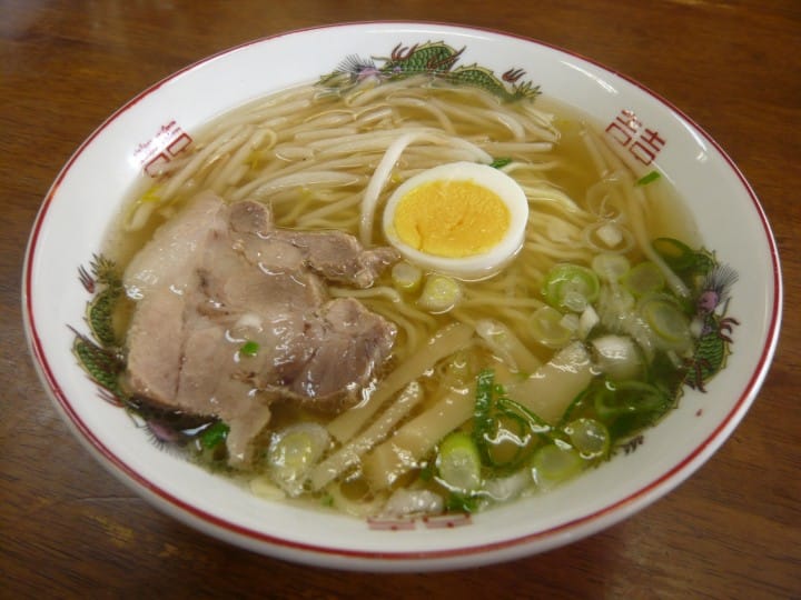 牛骨ラーメン