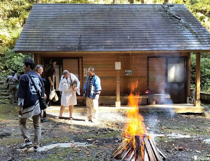Come and Learn Waterfall Meditation