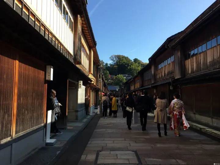 金澤│平價青旅，五星在地體驗：HATCHi