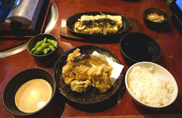 Muslim-Friendly Yokohama - Wear A Kimono And Enjoy Tea Ceremony!