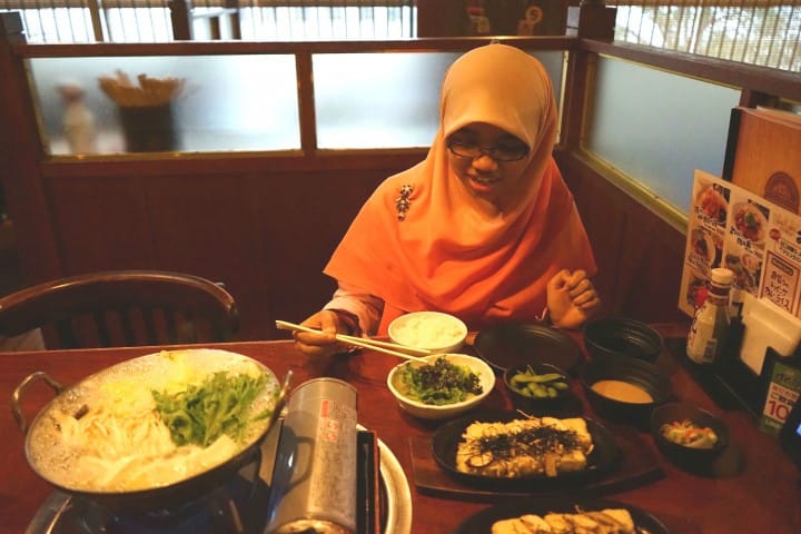 Muslim-Friendly Yokohama - Wear A Kimono And Enjoy Tea Ceremony!