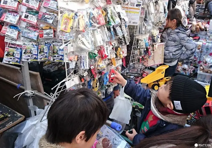 挖寶與排隊小吃之必要！日本最大二手市集「世田谷ボロ市」攻略