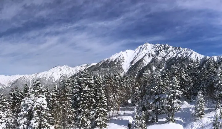 Free ride in Hida Takayama region with the Three-Star Alps Unlimited Ride Shinjuku Pass