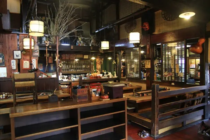 Free ride in Hida Takayama region with the Three-Star Alps Unlimited Ride Shinjuku Pass