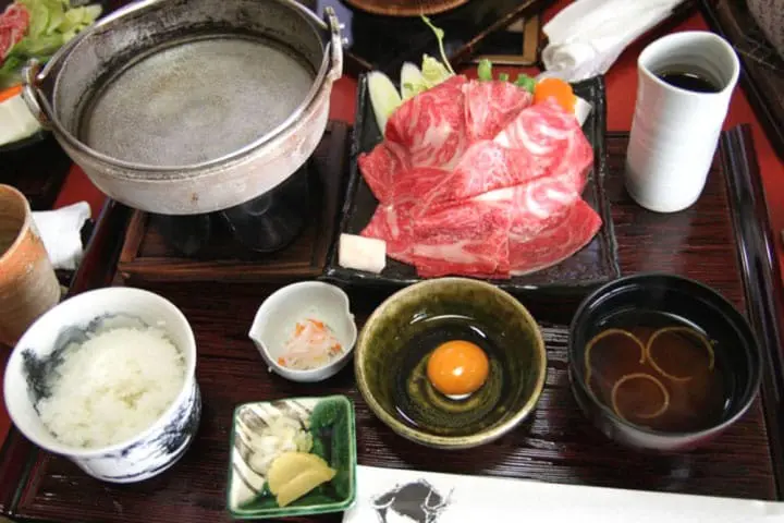 Warm Up Inside And Out - Japan's Favorite Winter Dishes